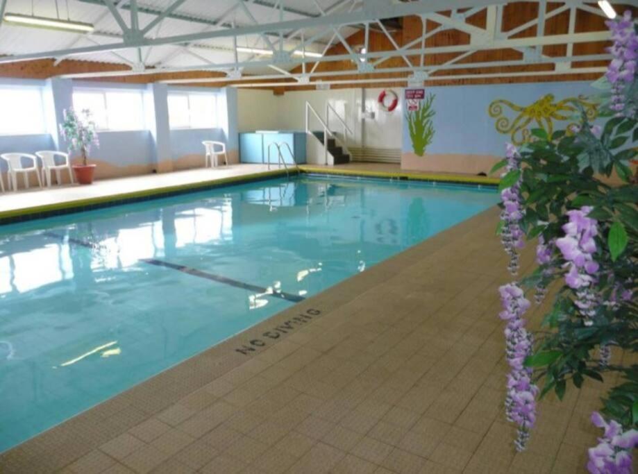 Gorgeous Gower Chalet スウォンジー エクステリア 写真